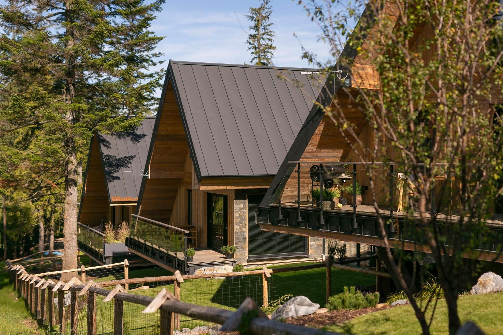 The Sopa - Heritage Premium Chalet